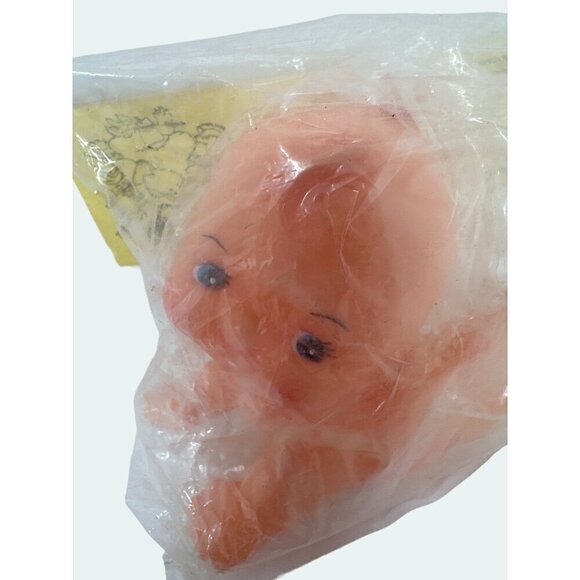 Vintage Kewpie Doll Crawling Rubber Vinyl Naked Baby Shower Cake Topper 4.75 in - Picture 2 of 8